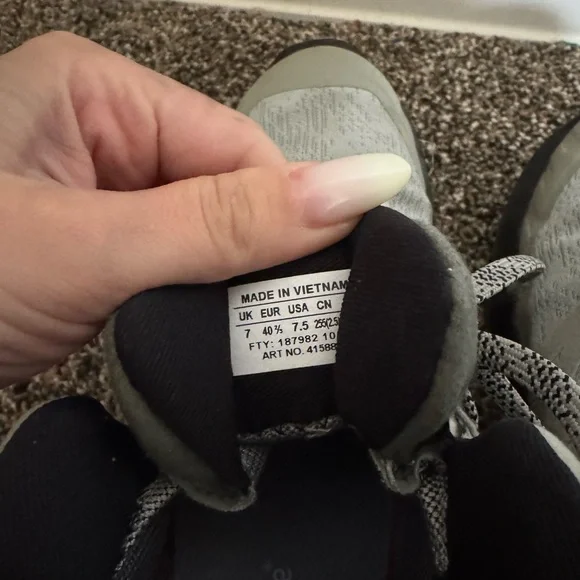 Salomon Outpulse Mid GTX Hiking Boots Men's 7.5 Womens 8.5 Grey - Picture 9 of 12